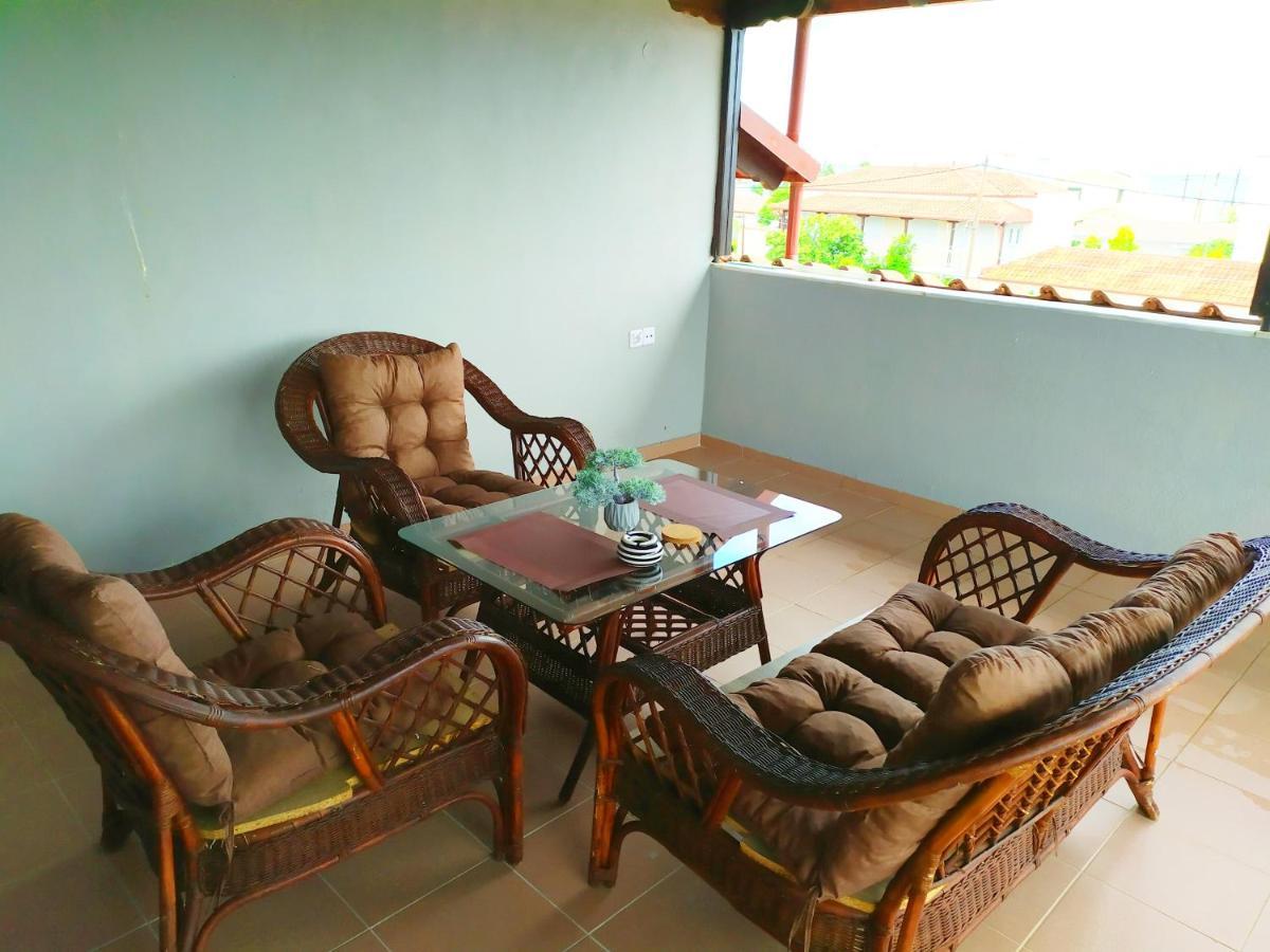 Noufara Apartments Nea Mesagkala Ngoại thất bức ảnh