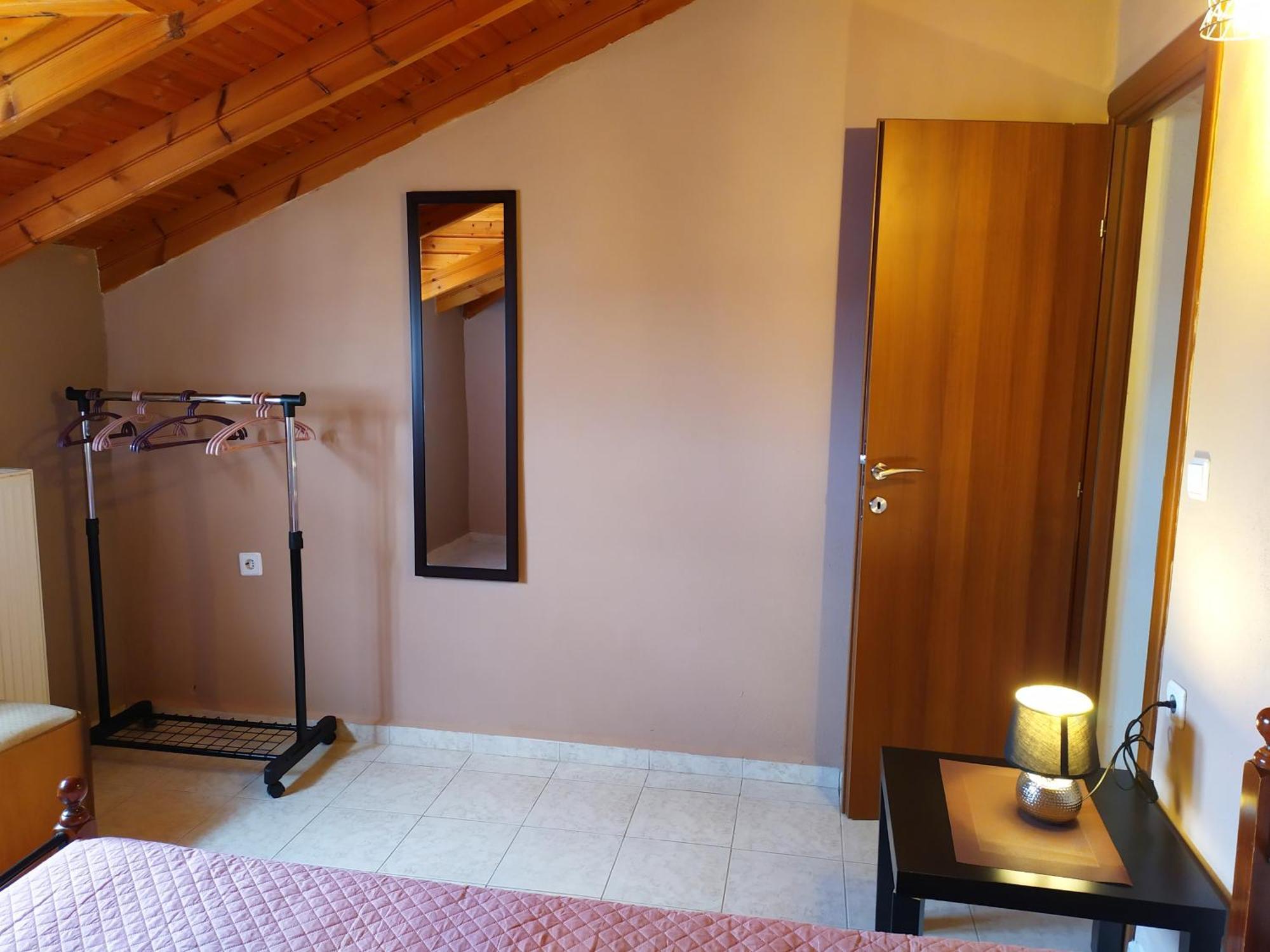 Noufara Apartments Nea Mesagkala Phòng bức ảnh
