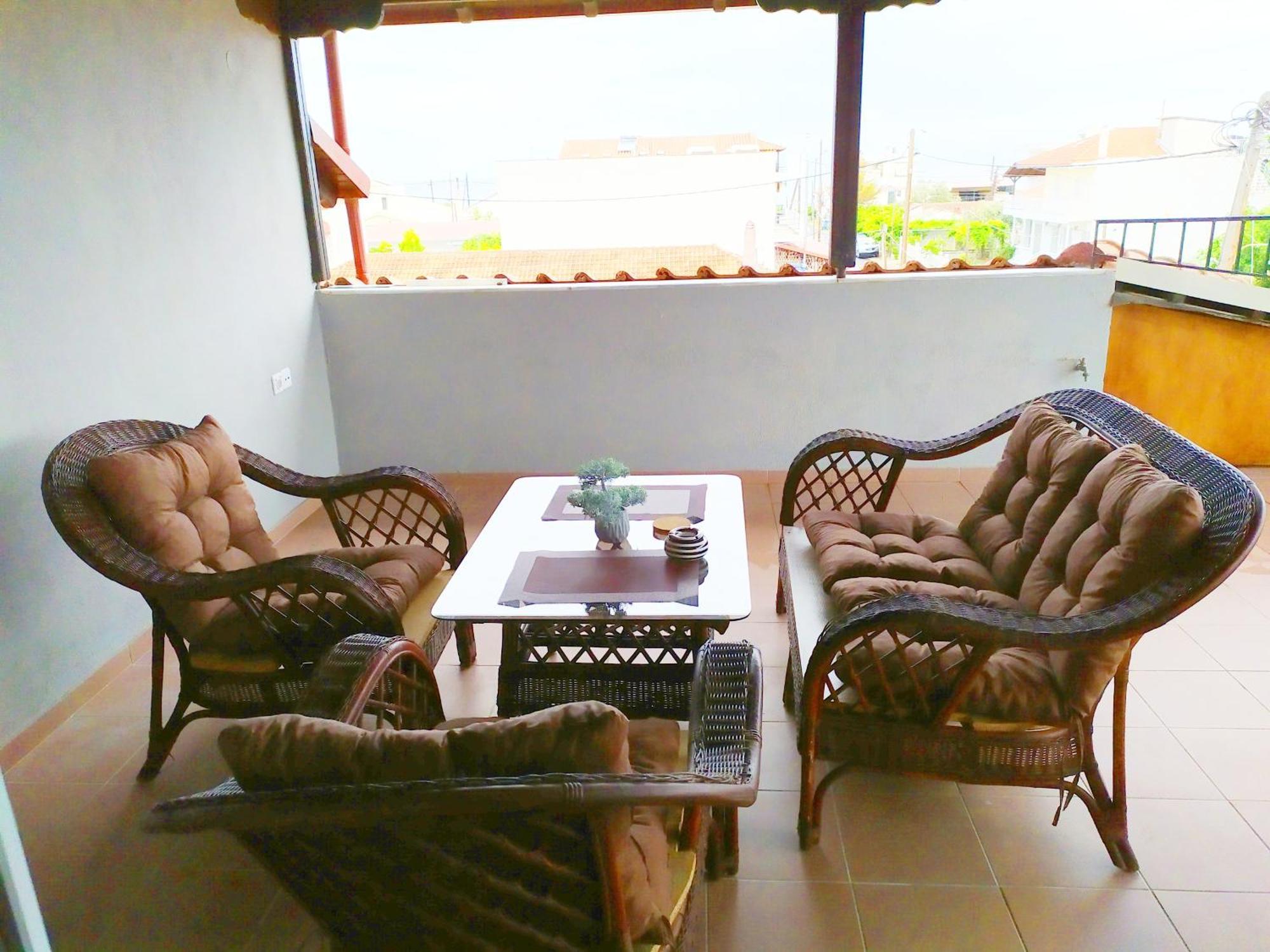Noufara Apartments Nea Mesagkala Phòng bức ảnh