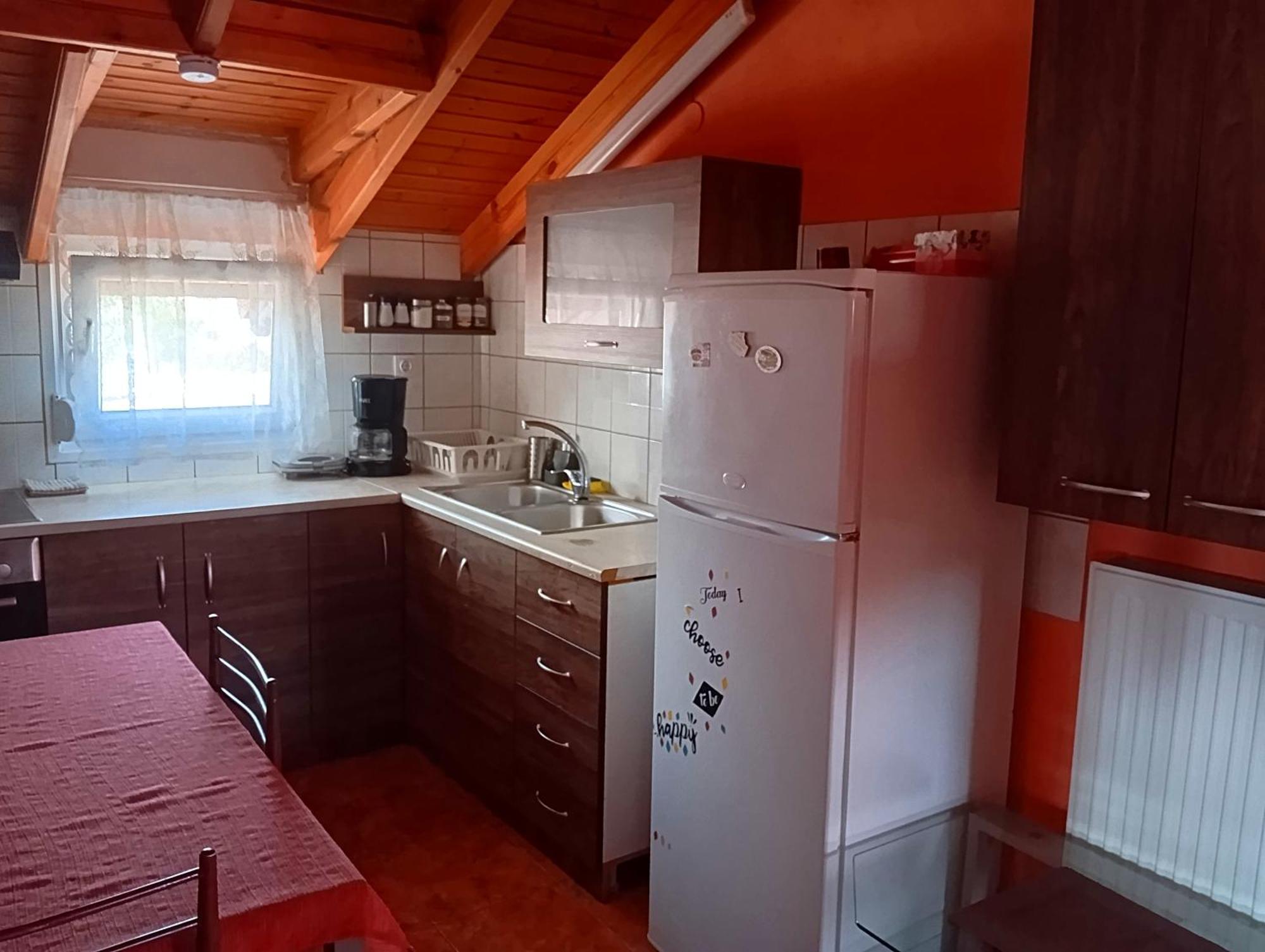 Noufara Apartments Nea Mesagkala Ngoại thất bức ảnh
