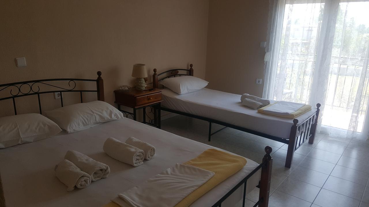 Noufara Apartments Nea Mesagkala Ngoại thất bức ảnh