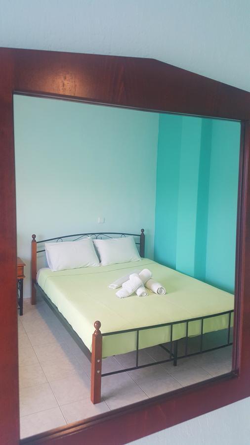 Noufara Apartments Nea Mesagkala Ngoại thất bức ảnh